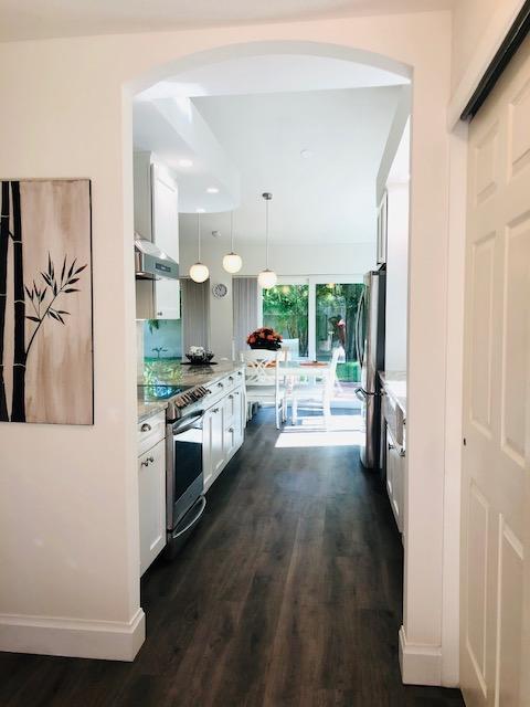 155 Seashore Drive Jupiter, FL 33477 - Photo 14 of 32 Foyer Entry