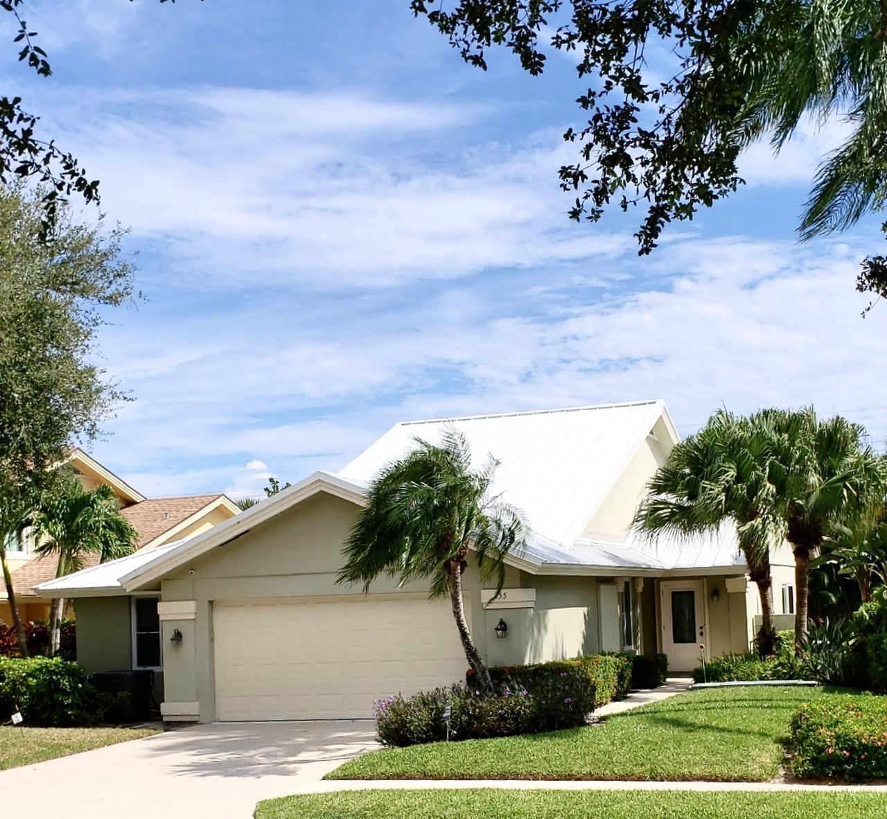 155 Seashore Drive Jupiter, FL 33477 - Photo 2 of 32 Front of Home
