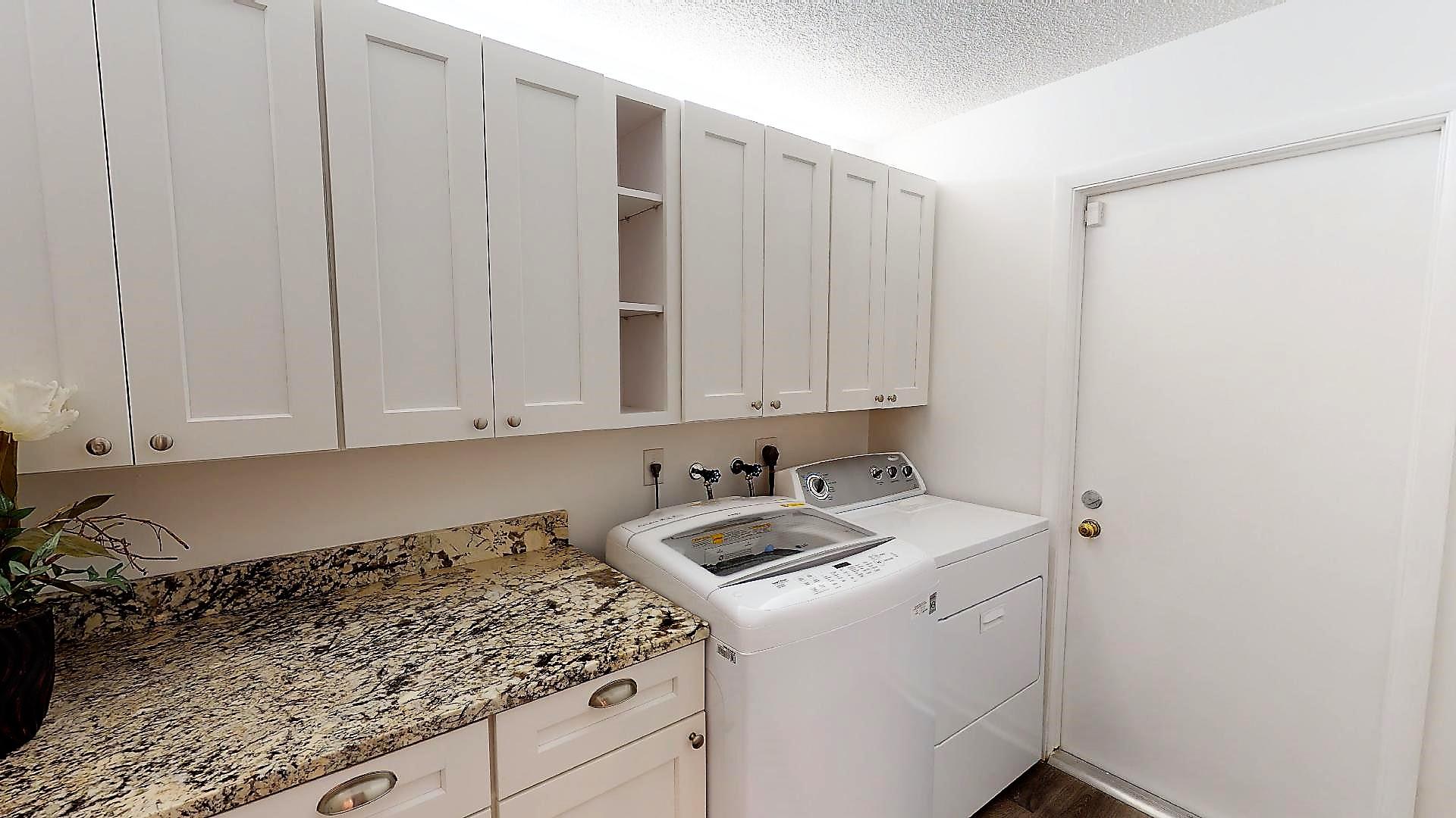 155 Seashore Drive Jupiter, FL 33477 - Photo 23 of 32 155-Seashore-Dr-Laundry
