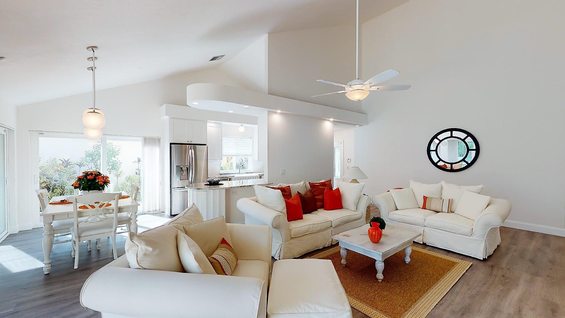 155 Seashore Drive Jupiter, FL 33477 - Photo 6 of 32 155-Seashore-Dr-Living-Area-2