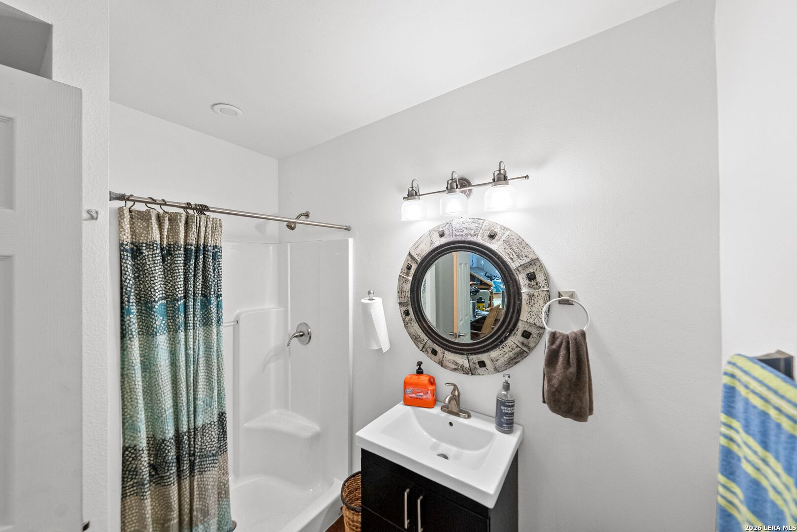 970 Flightline Spring Branch, TX 78070 - Photo 22 of 40 a utility room with dryer and washer