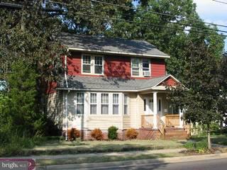 703 Bridgeboro Street Riverside, NJ 08075 - Photo 1 of 4