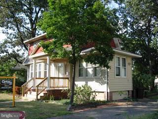 703 Bridgeboro Street Riverside, NJ 08075 - Photo 2 of 4