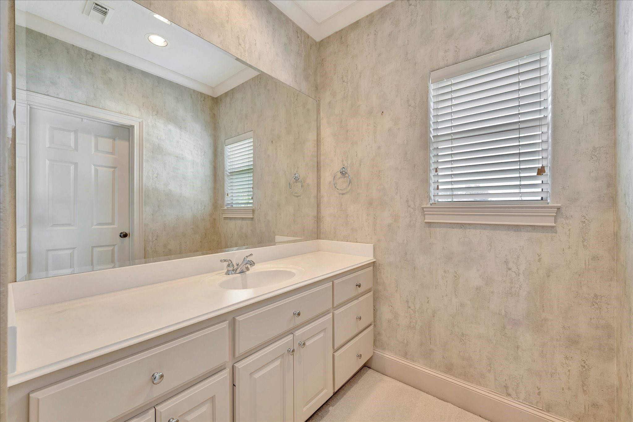 604 Harborside Way Kemah, TX 77565 - Photo 38 of 46
