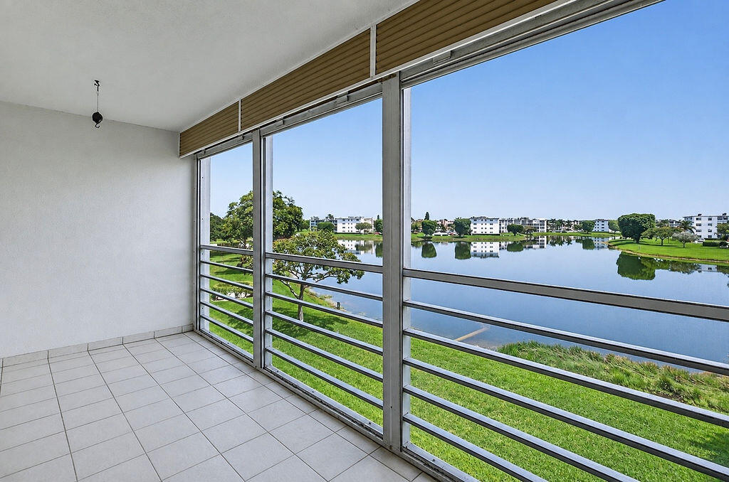 3026 Rexford B Boca Raton, FL 33434 - Photo 1 of 17 IMG_4377