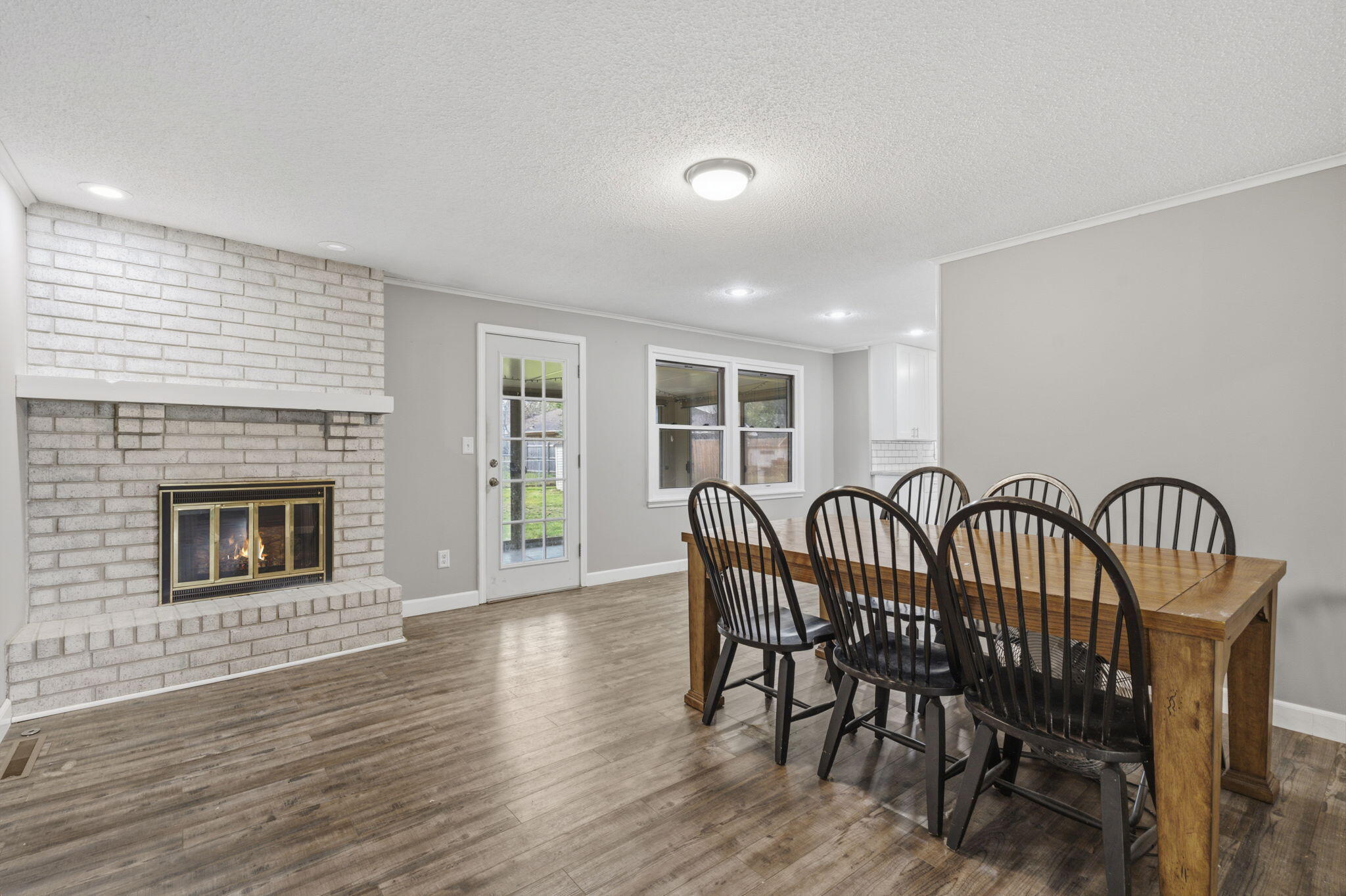 1650 East Swallow Street Springfield, MO 65804 - Photo 5 of 25 9-web-or-mls-DSC04303
