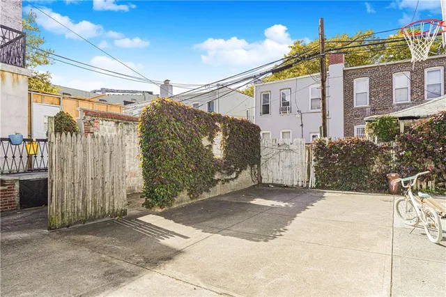 $2,499,000 | 1726 East 4th Street | Midwood