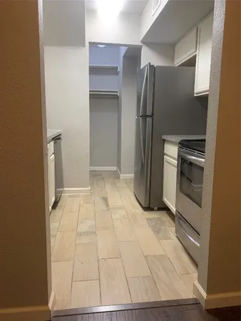 $1,350 | 766 Memorial Mews Street, Unit B, Houston, TX 77079
