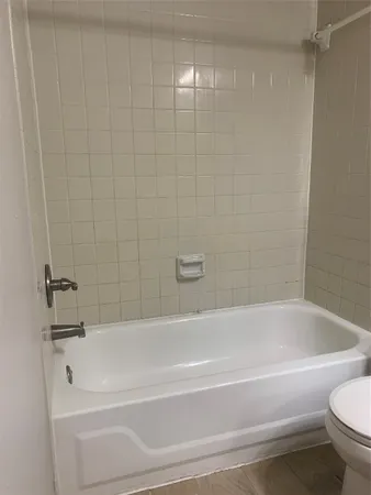 $1,350 | 766 Memorial Mews Street, Unit B, Houston, TX 77079