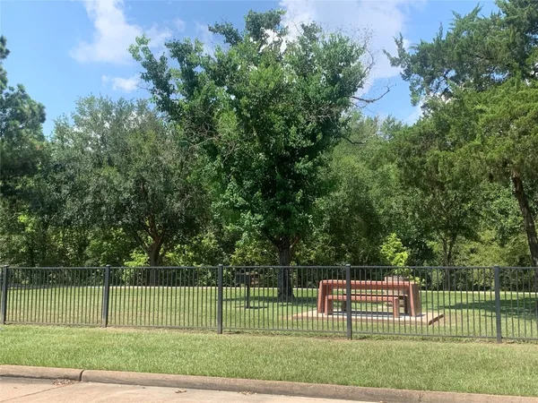 $1,350 | 766 Memorial Mews Street, Unit B, Houston, TX 77079