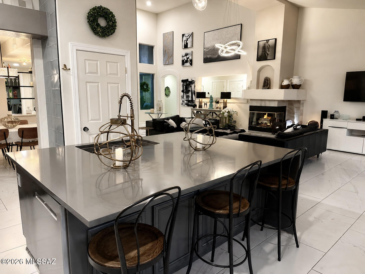 9780 Spring Hill Place Tucson, AZ 85749 - Photo 12 of 49 Kitchen/Living