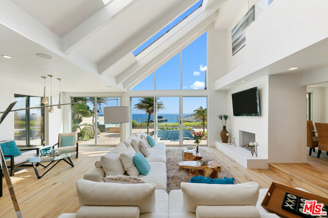 31522 Broad Beach Road Malibu, CA 90265 - Photo 1 of 48