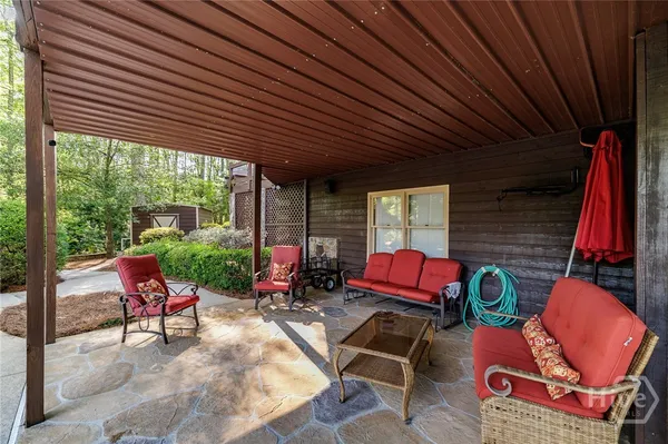 $650,000 | 2462 Centerville Rosebud Road, Loganville, GA 30052