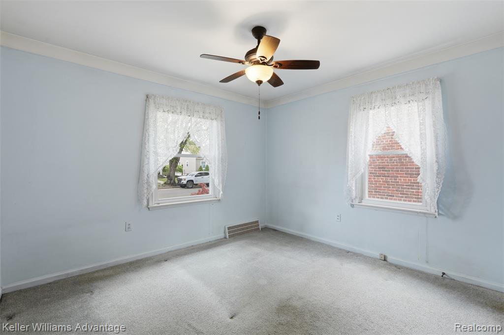 3807 Harding Street Dearborn, MI 48124 - Photo 14 of 38