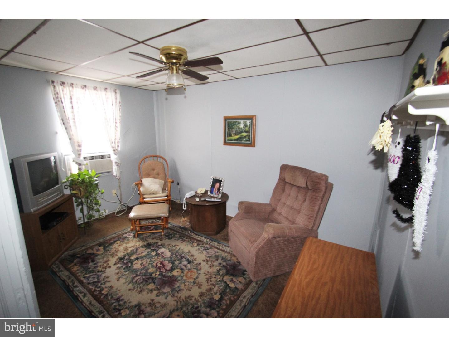 38 Rhodes Avenue Collingdale, PA 19023 - Photo 4 of 11 Gallery Image 4