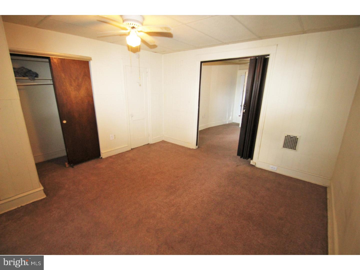 38 Rhodes Avenue Collingdale, PA 19023 - Photo 5 of 11 Gallery Image 5