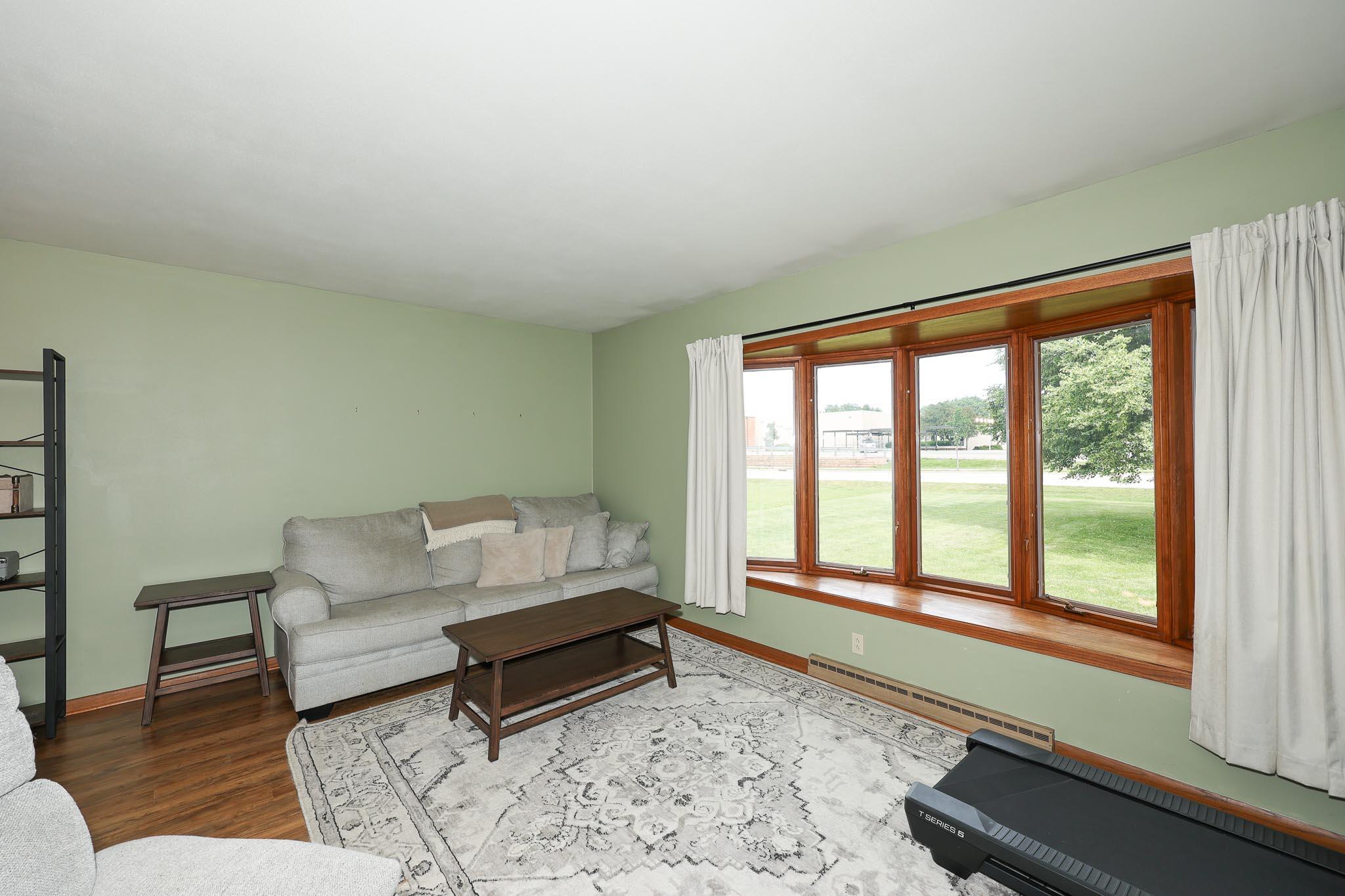 1408 South Emmertsen Road Mount Pleasant, WI 53406 - Photo 3 of 32 Newer windows
