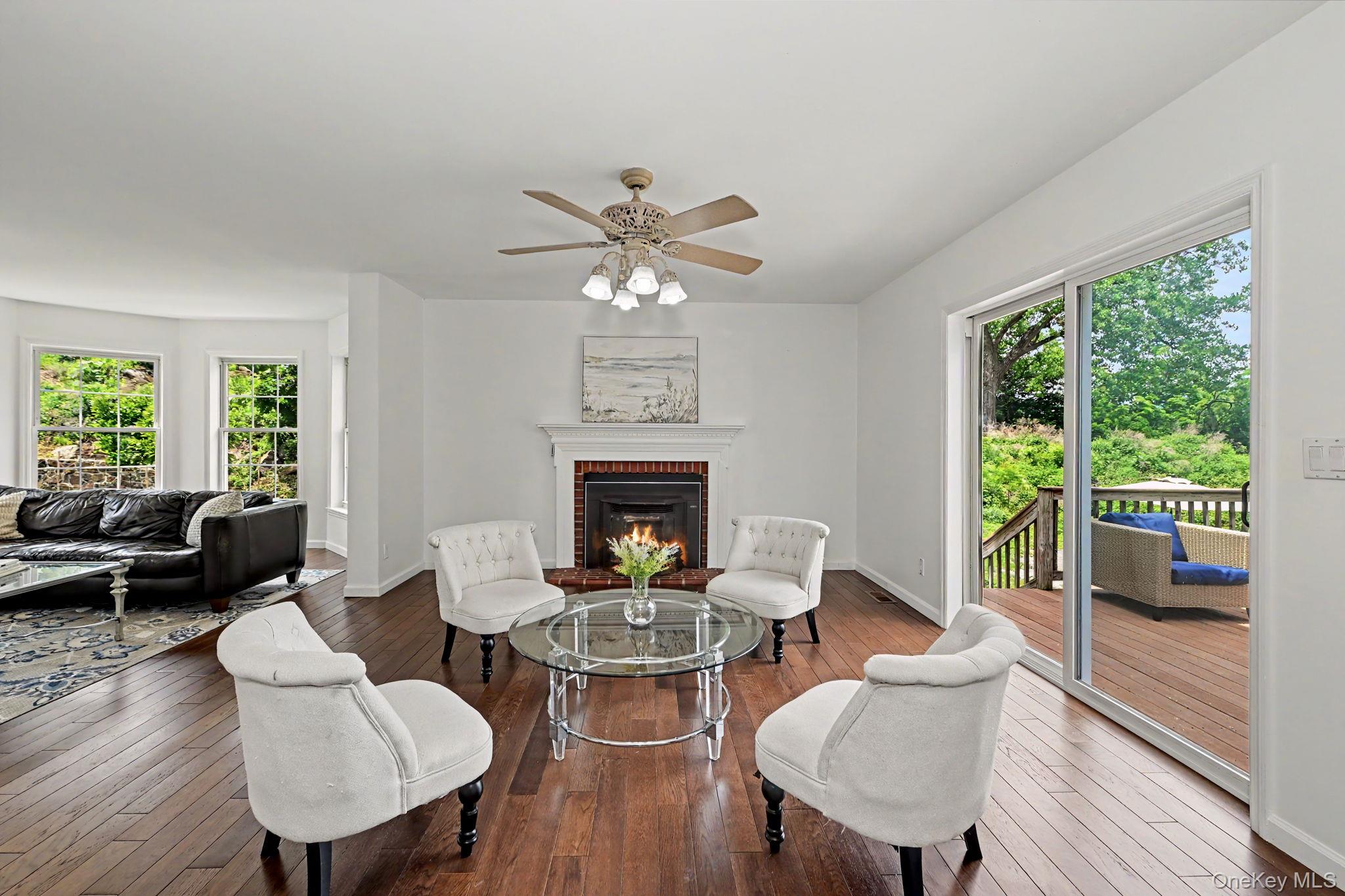 243 Kings Ferry Road Montrose, NY 10548 - Photo 4 of 35