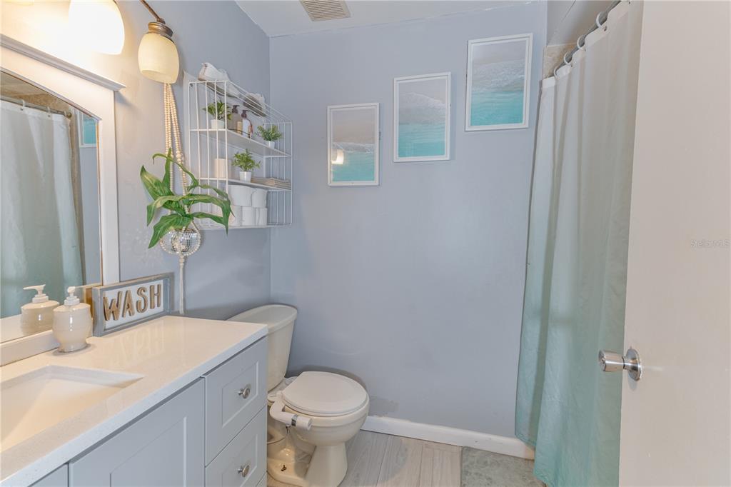 3112 Oranole Road Orlando, FL 32810 - Photo 14 of 18