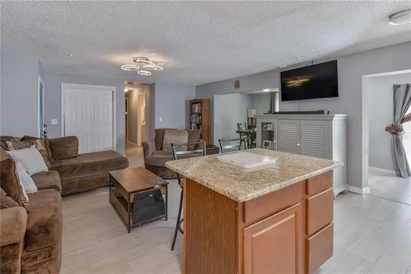 $2,250 | 3112 Oranole Road, Orlando, FL 32810