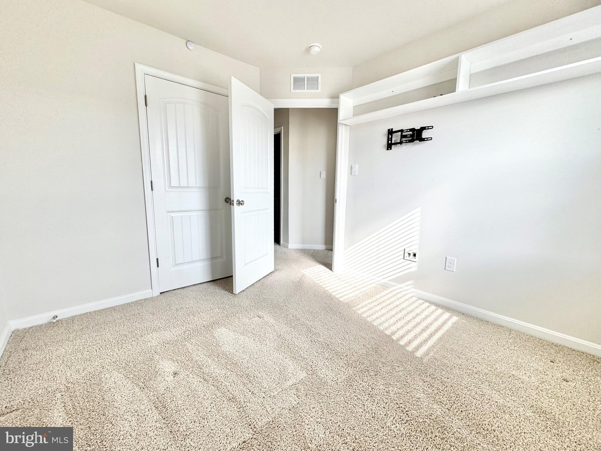 516 Ridgley Boulevard Dover, DE 19904 - Photo 13 of 18 a view of a room with a white walls