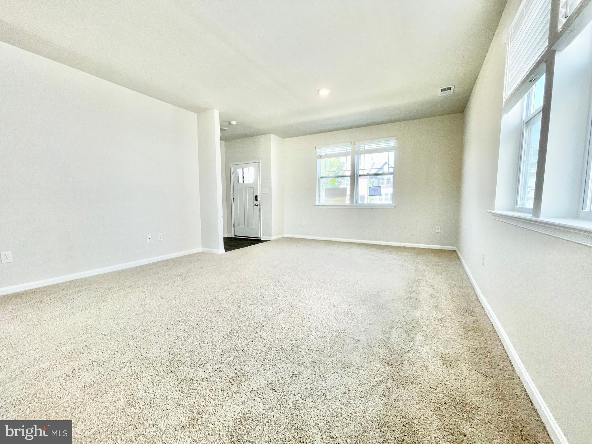 516 Ridgley Boulevard Dover, DE 19904 - Photo 5 of 18 a view of an empty room with a window