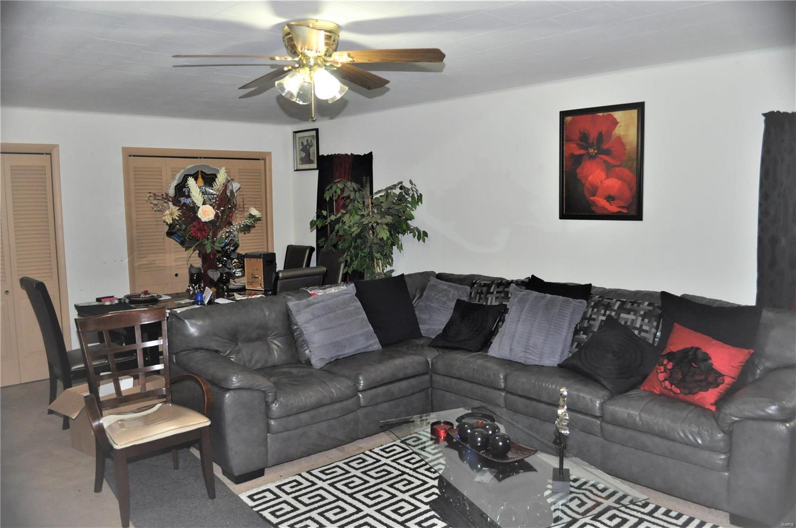2013 Harris Madison, IL 62060 - Photo 2 of 10