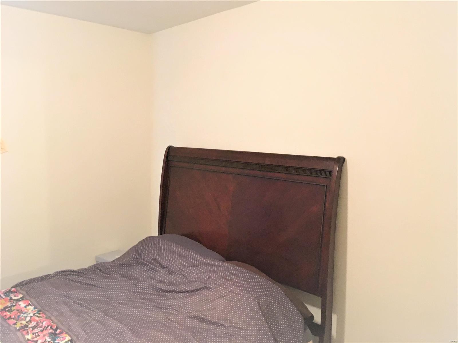 2013 Harris Madison, IL 62060 - Photo 6 of 10