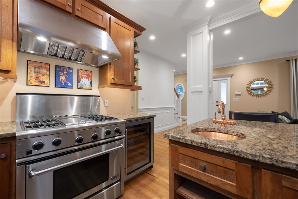 241 Ridge Street Winchester, MA 01890 - Photo 9 of 39
