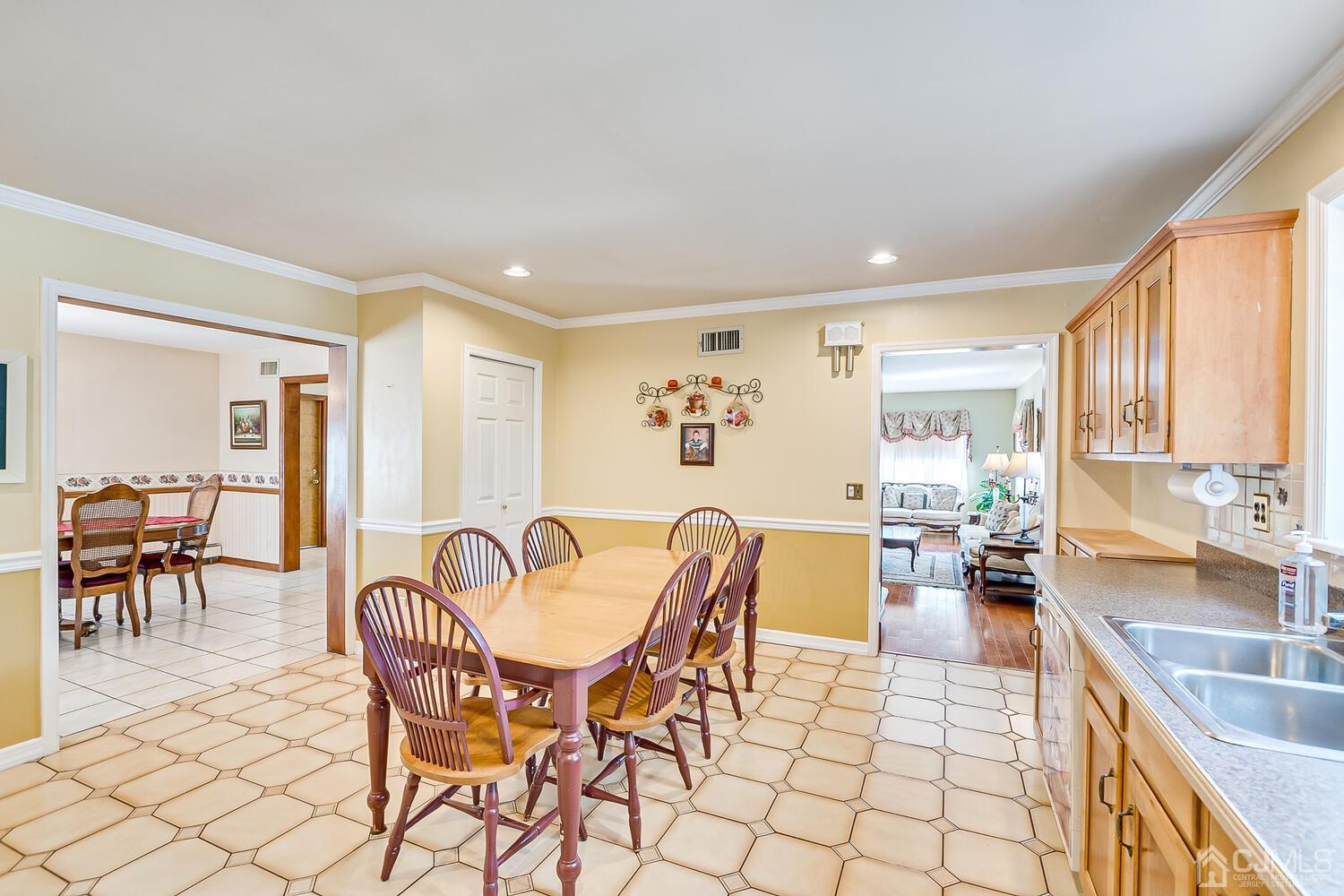 7 Paley Place Edison, NJ 08817 - Photo 13 of 53 a view of a dining room with furniture