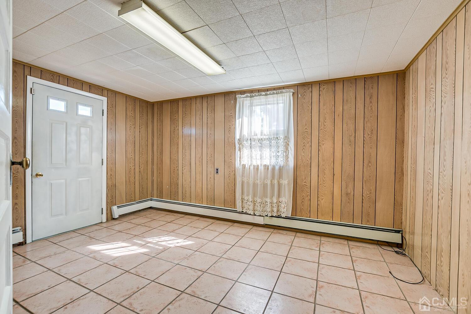 7 Paley Place Edison, NJ 08817 - Photo 18 of 53 a view of an empty room and window