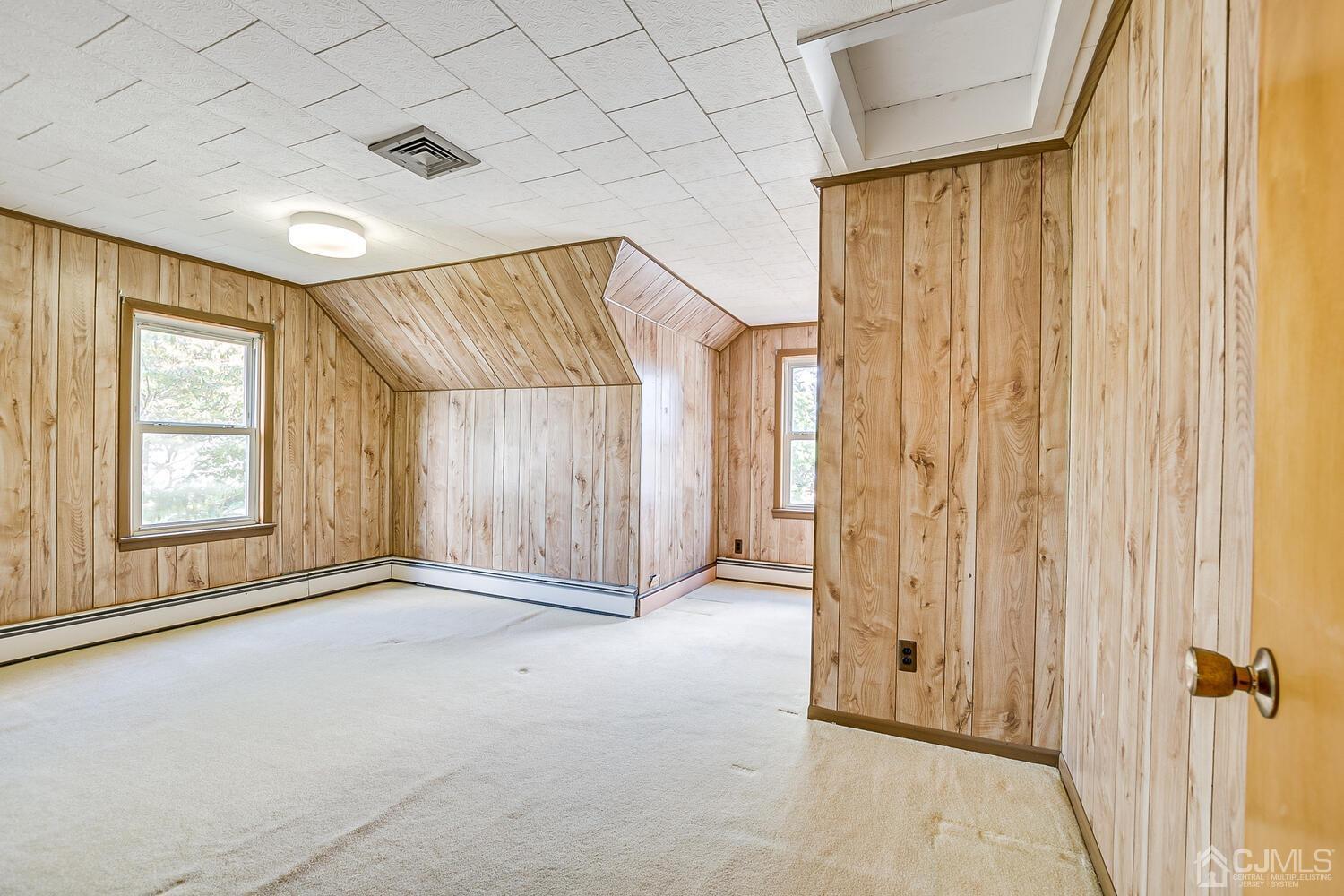 7 Paley Place Edison, NJ 08817 - Photo 34 of 53 an empty room with windows