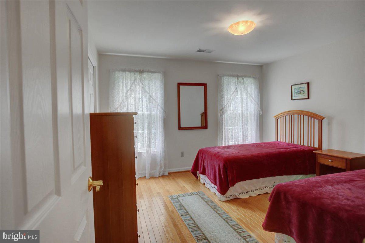 6911 Tommytown Road Sharpsburg, MD 21782 - Photo 23 of 52 Bedroom 2
