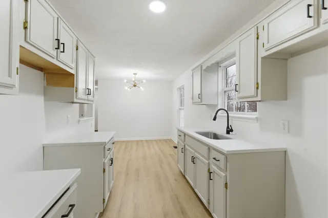 $265,000 | 906 Spruce Street, Springfield, TN 37172