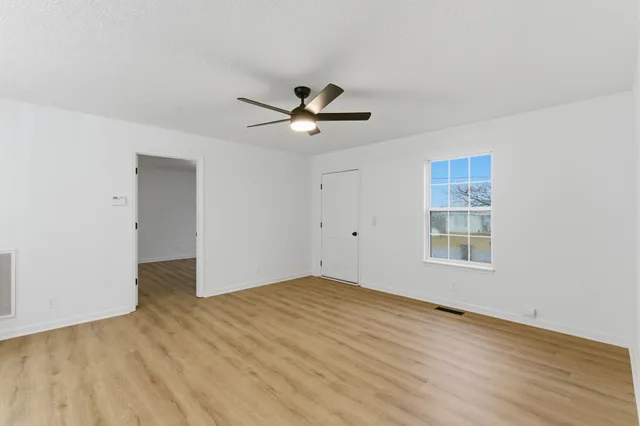 $265,000 | 906 Spruce Street, Springfield, TN 37172