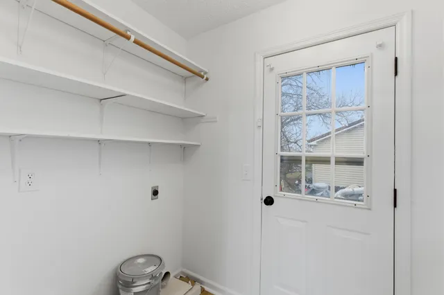 $265,000 | 906 Spruce Street, Springfield, TN 37172