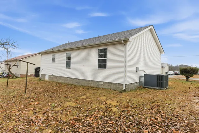 $265,000 | 906 Spruce Street, Springfield, TN 37172