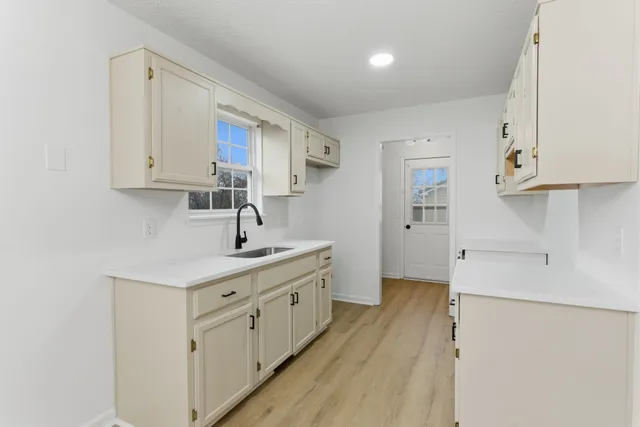 $265,000 | 906 Spruce Street, Springfield, TN 37172