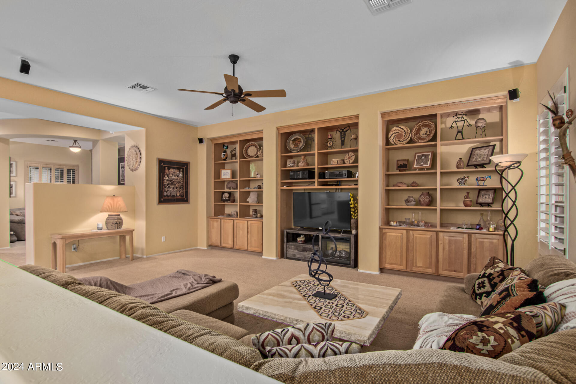 4538 West Rowel Road Phoenix, AZ 85083 - Photo 14 of 85 Living Room