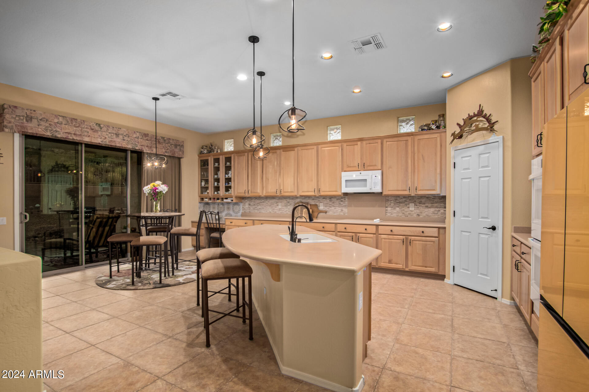 4538 West Rowel Road Phoenix, AZ 85083 - Photo 17 of 85 Kitchen