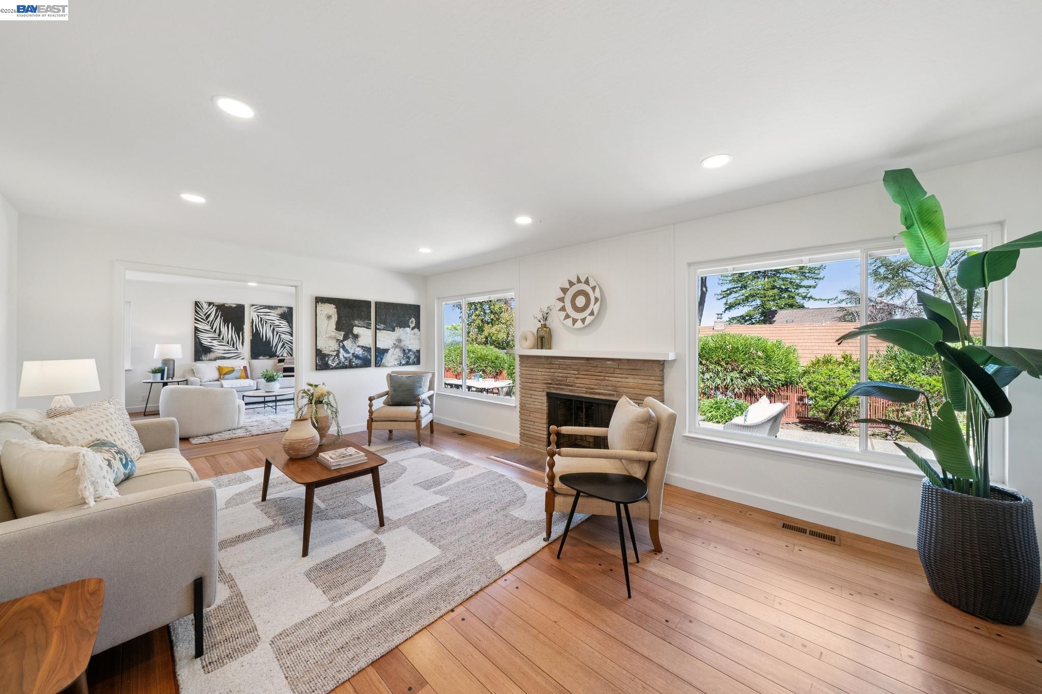 13048 Brookpark Road Oakland, CA 94619 - Photo 11 of 59