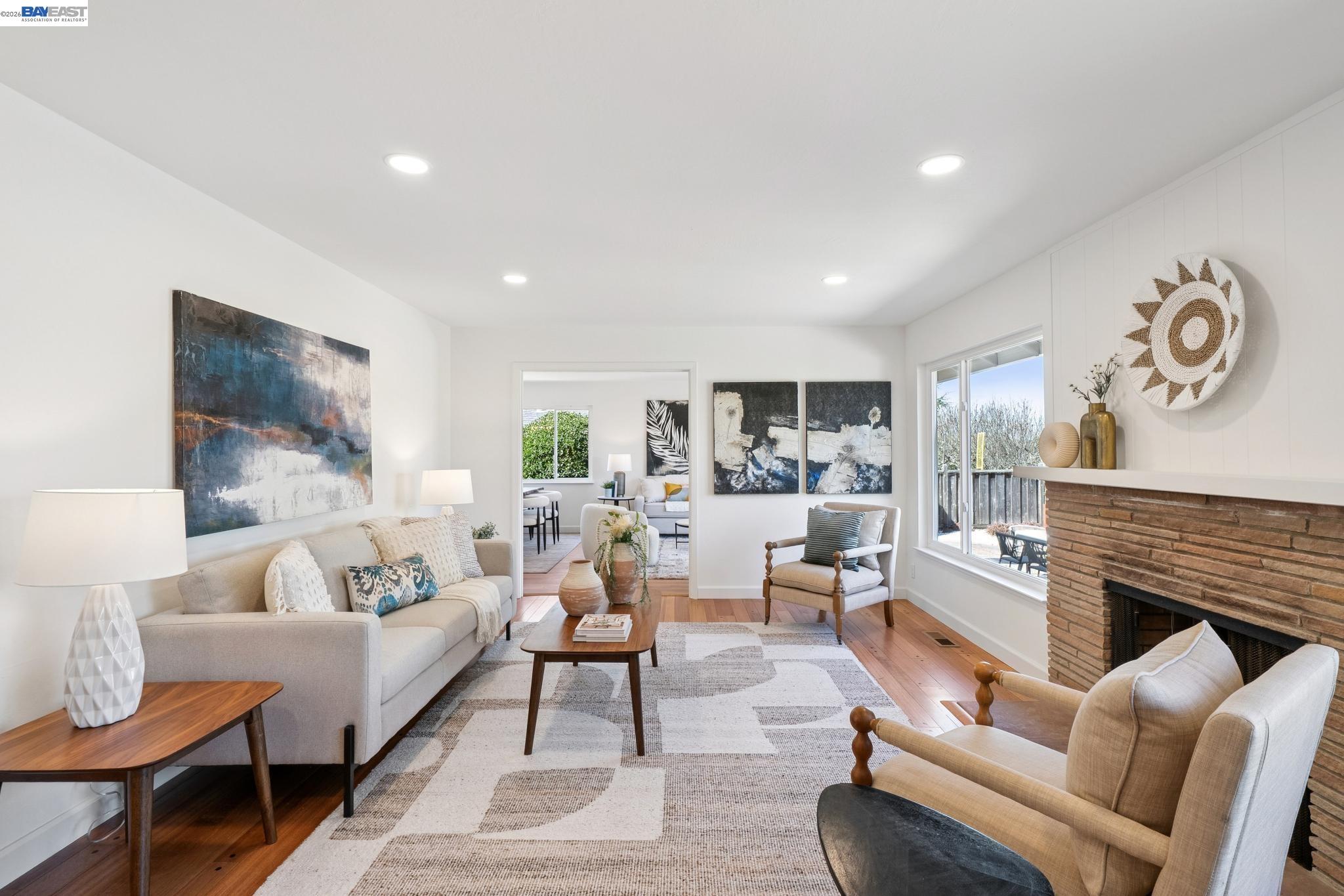 13048 Brookpark Road Oakland, CA 94619 - Photo 12 of 59