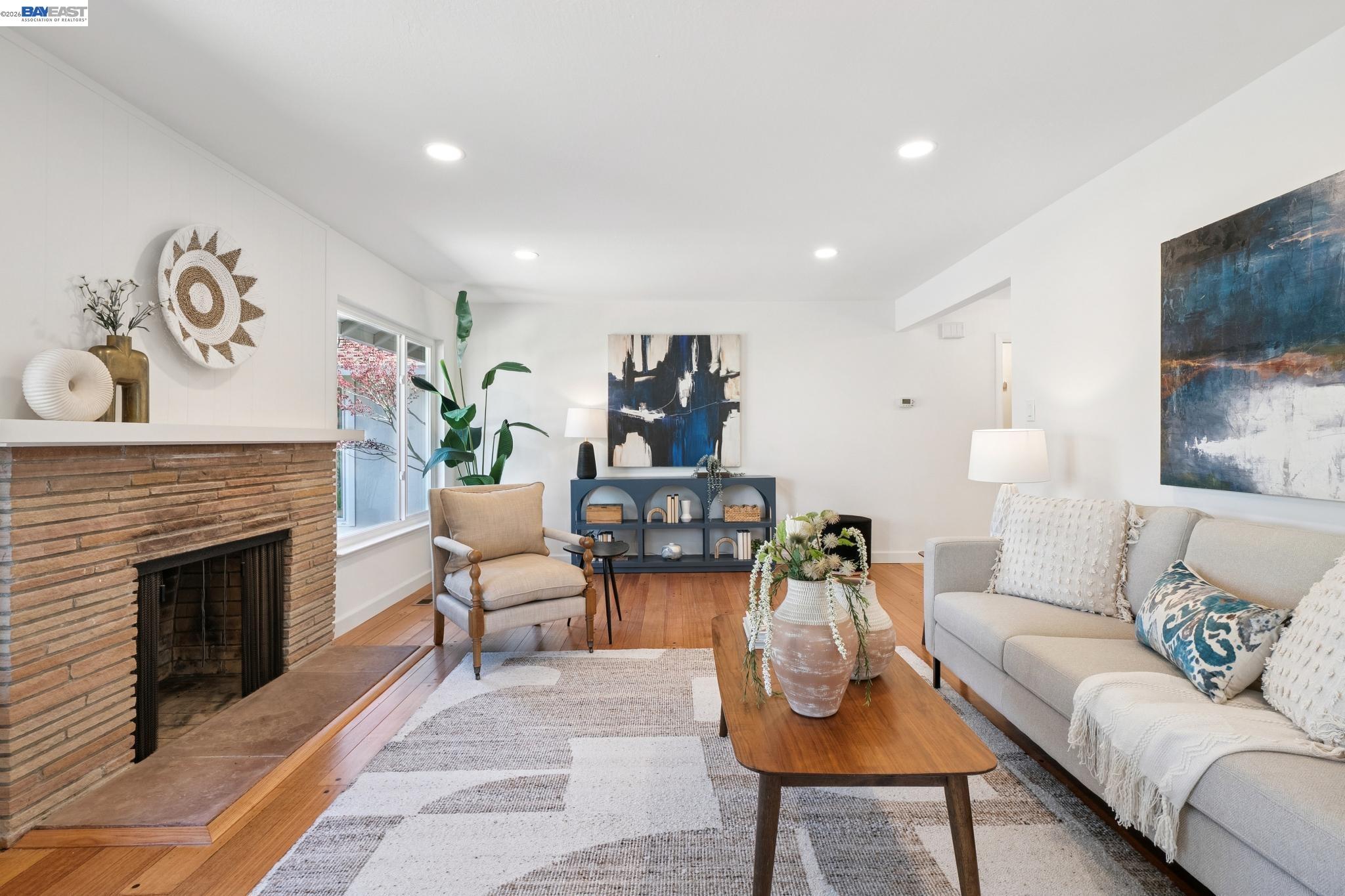 13048 Brookpark Road Oakland, CA 94619 - Photo 13 of 59