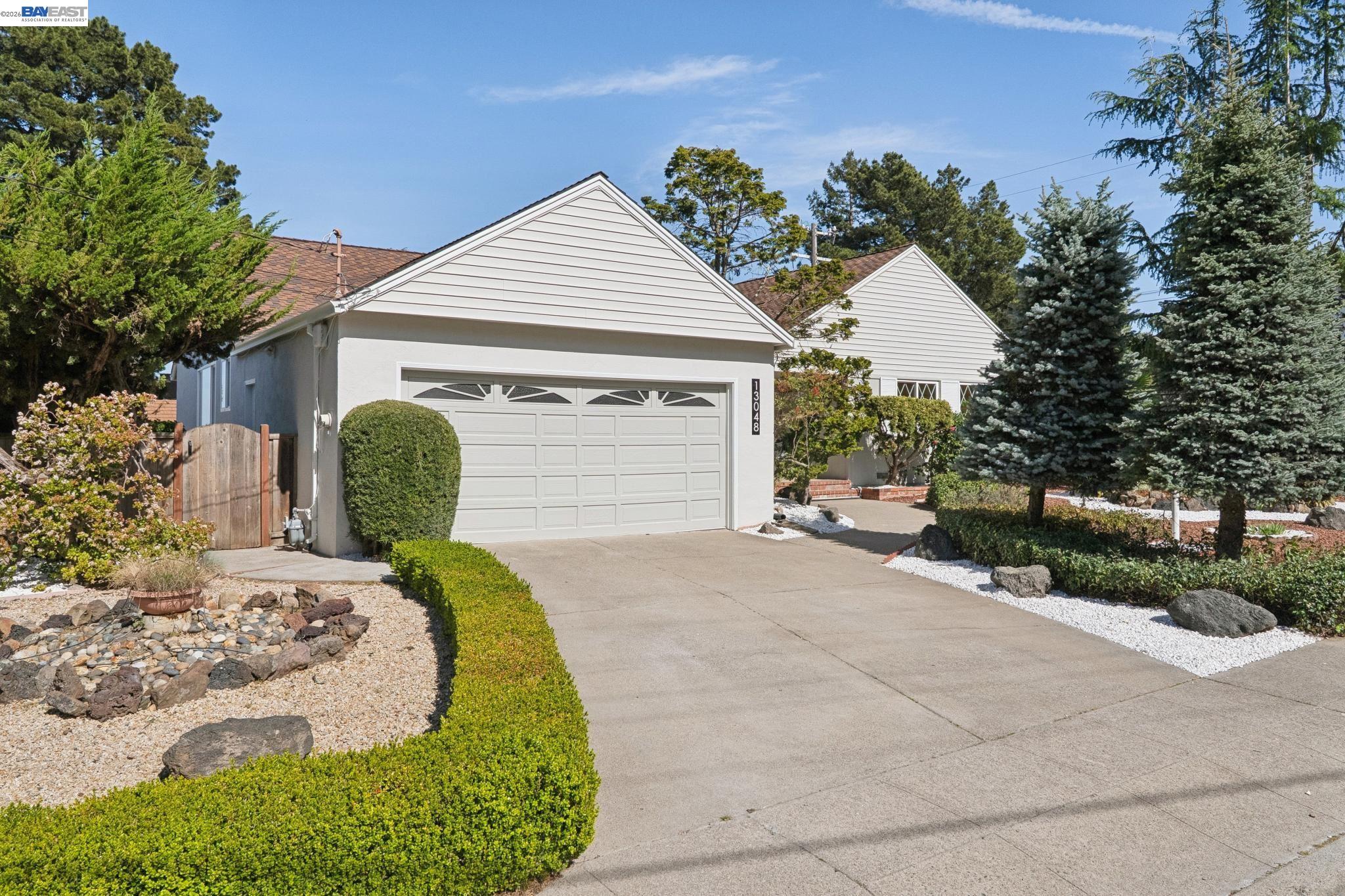 13048 Brookpark Road Oakland, CA 94619 - Photo 2 of 59