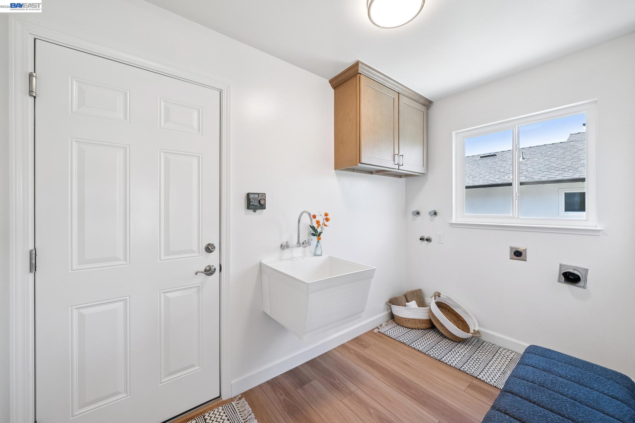 13048 Brookpark Road Oakland, CA 94619 - Photo 43 of 59