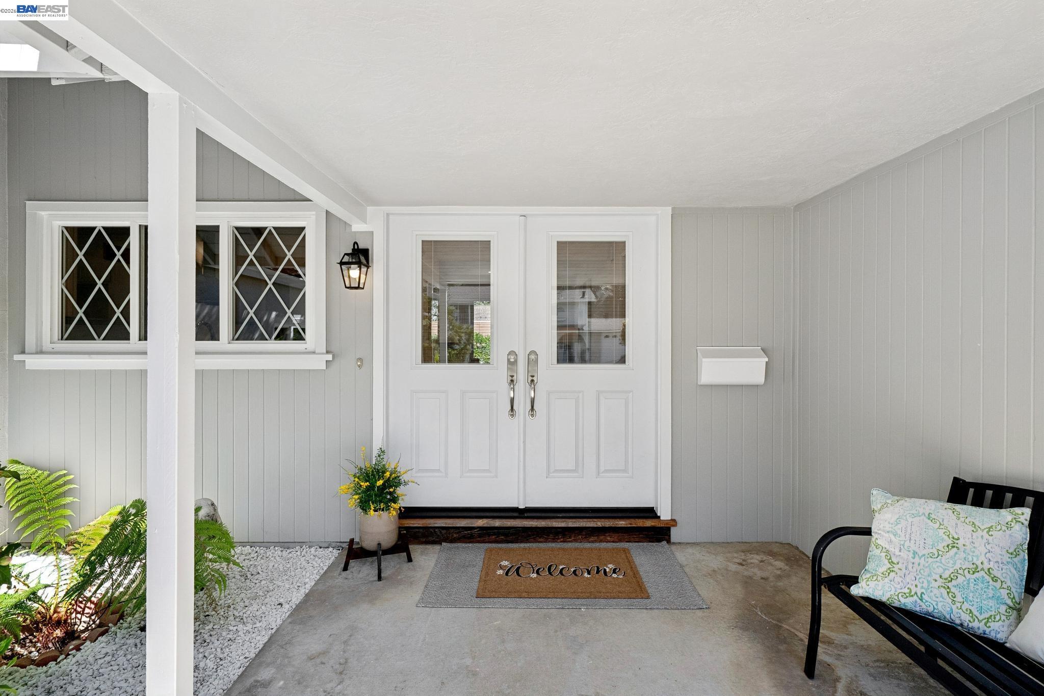 13048 Brookpark Road Oakland, CA 94619 - Photo 7 of 59