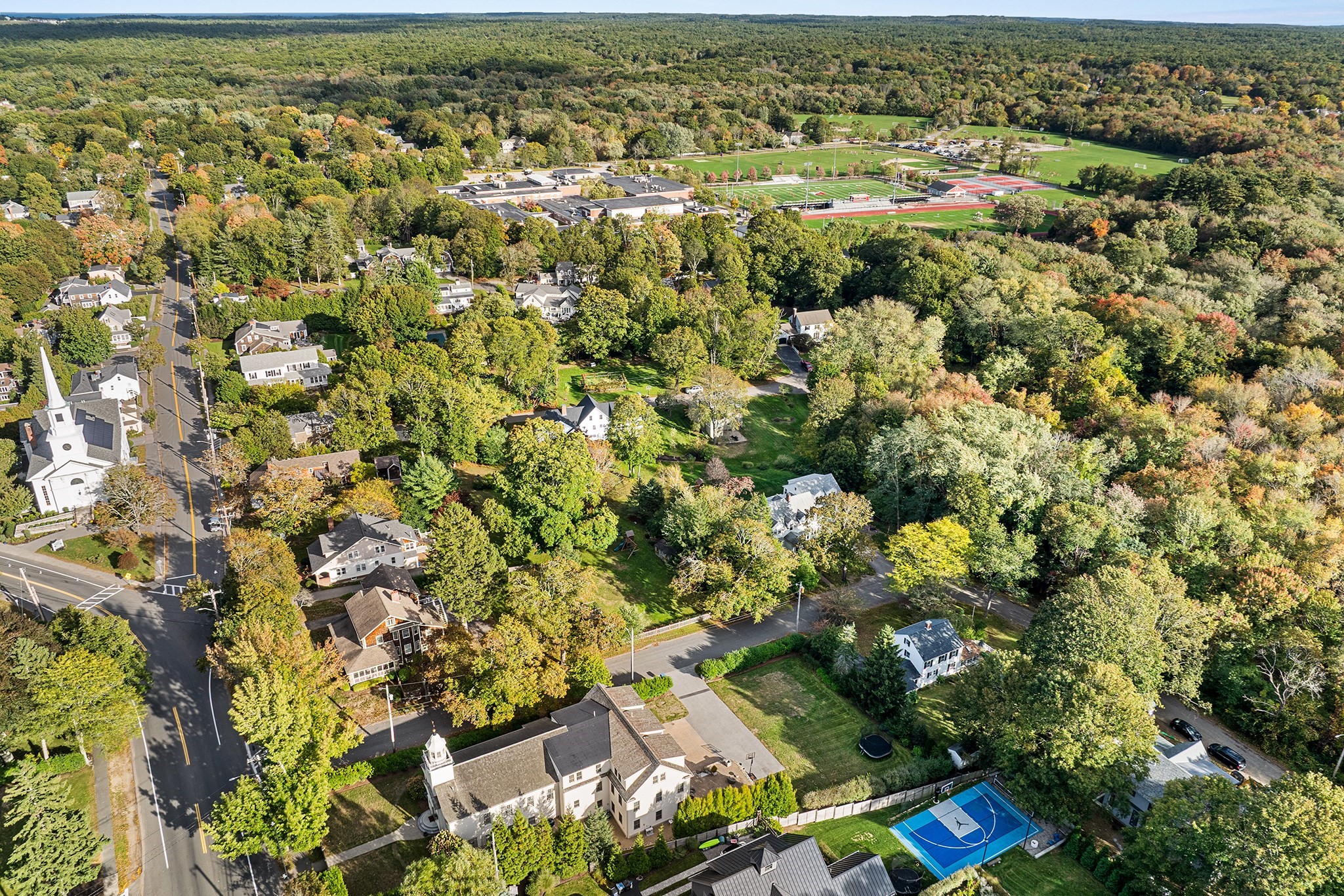 11 Arnold Road Hingham, MA 02043 - Photo 3 of 28 Gallery Image 3