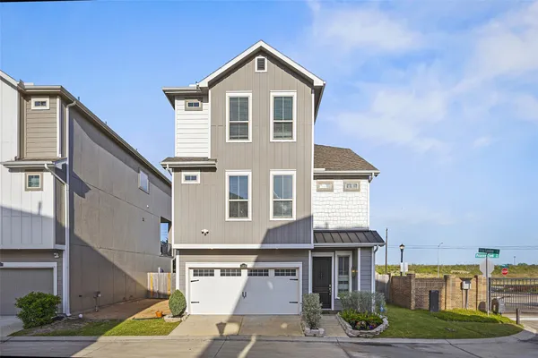 $3,200 | 11909 Primrose Creek Trail, Houston, TX 77051