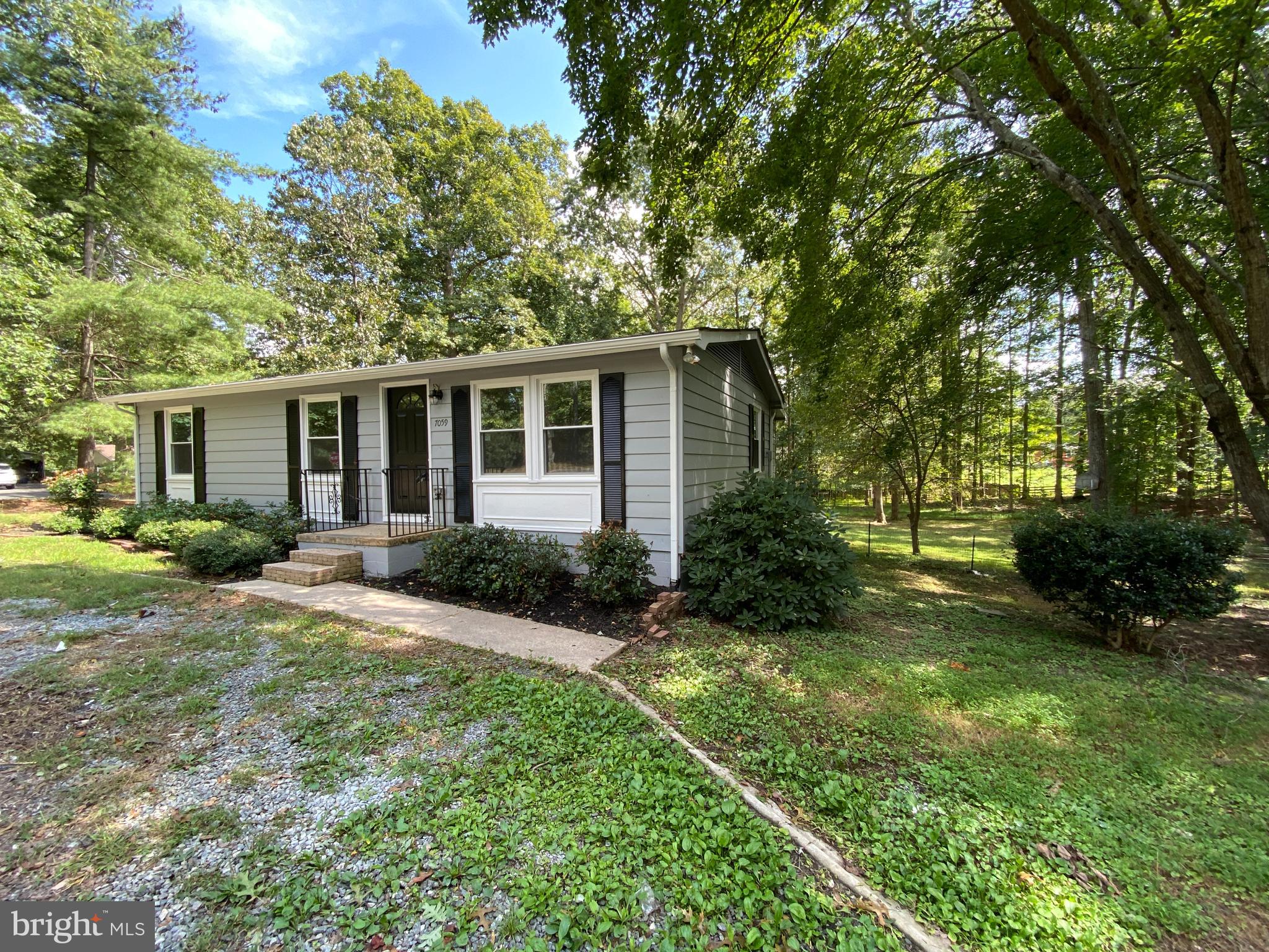 7059 Tanglewood Road Spotsylvania, VA 22551 - Photo 4 of 32