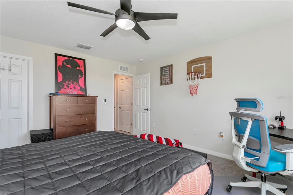 11701 Brighton Knoll Loop Riverview, FL 33579 - Photo 37 of 70